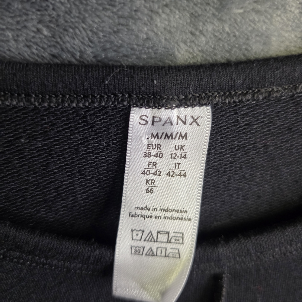 Spanx The Perfect Sweatshirt Black 3/4 Dolman Sleeve Stretch Active - Picture 3 of 8